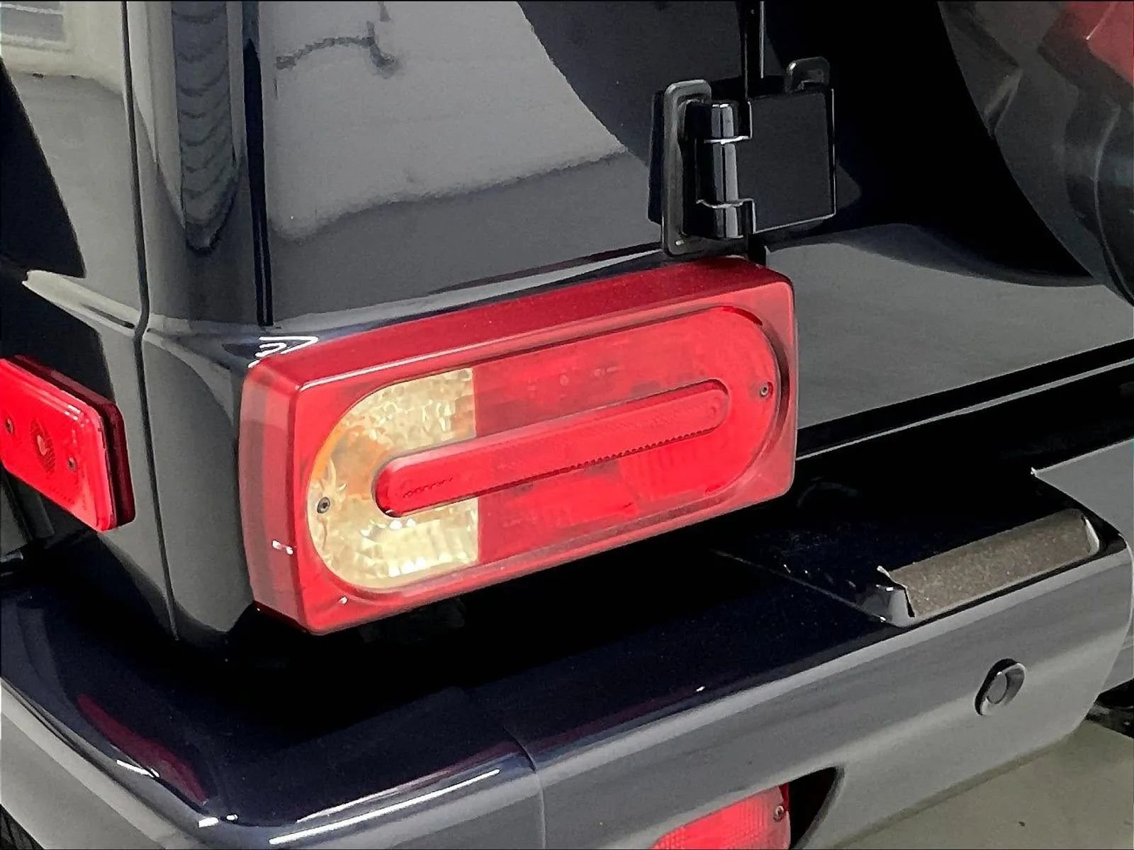 Used 2014 Mercedes-Benz G 63 AMG 4MATIC image 31