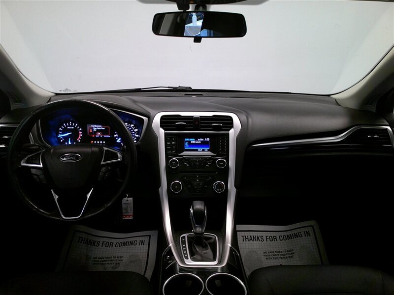 Used 2014 Ford Fusion SE w/ Equipment Group 201A image 3