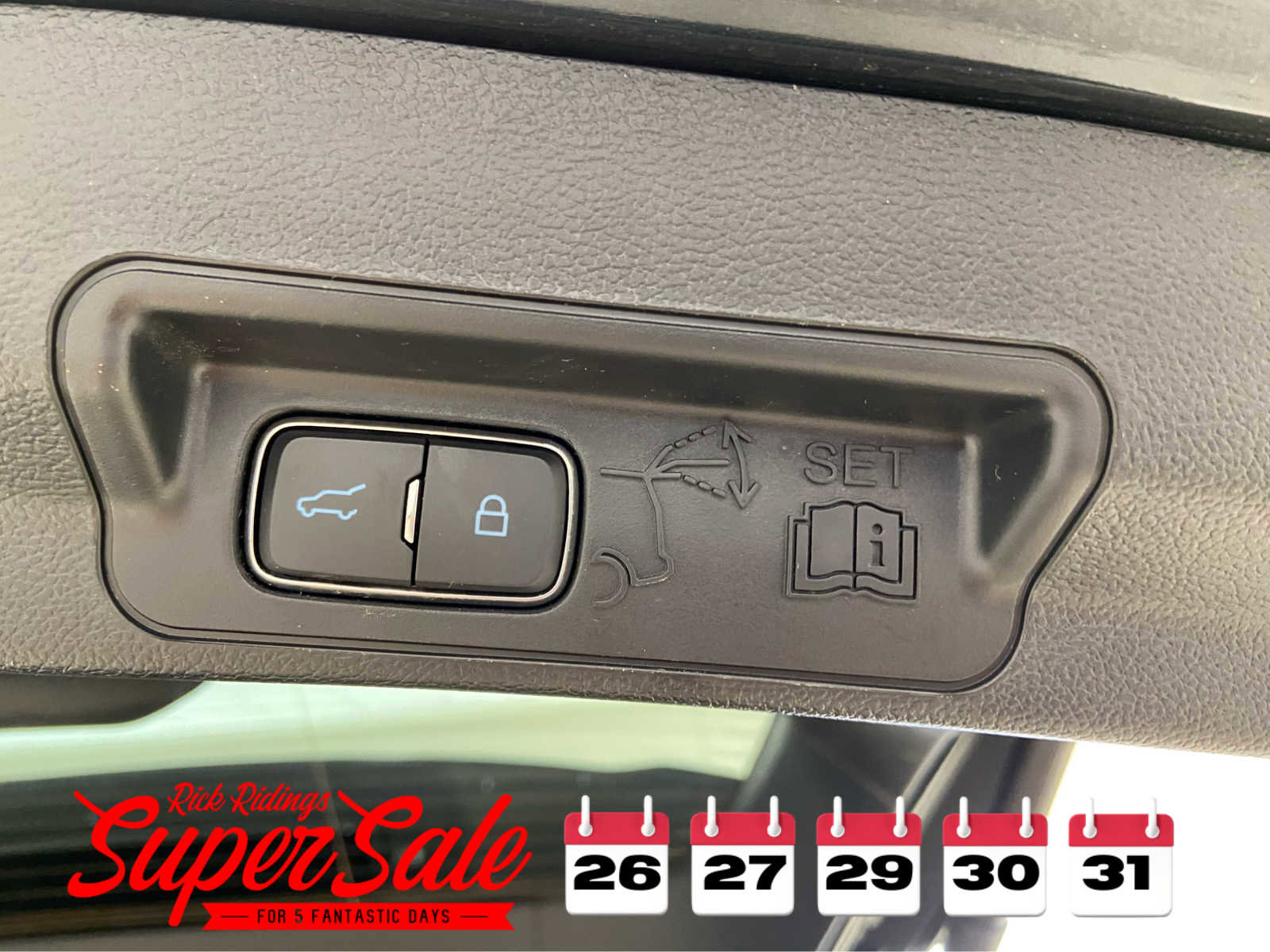 Used 2023 Ford Explorer XLT w/ Equipment Group 202A image 11