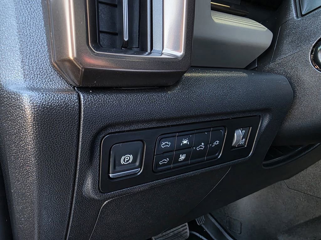 Used 2025 GMC Hummer EV 3X image 28