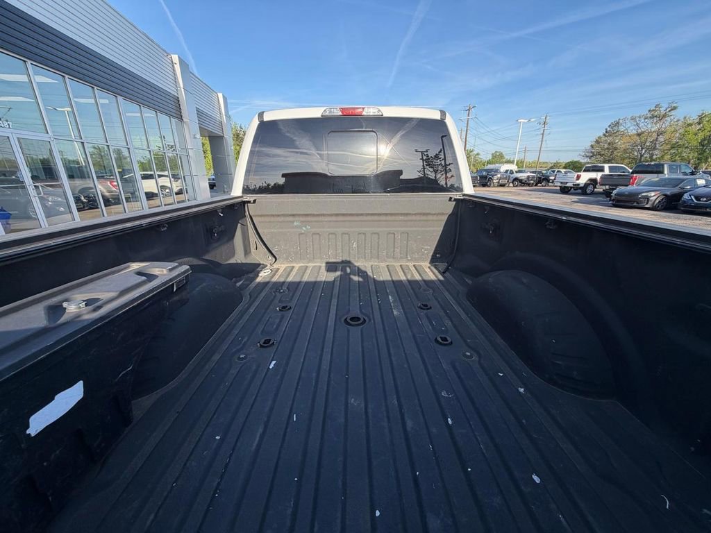 Used 2017 Ford F250 Lariat AWD/4WD image 8