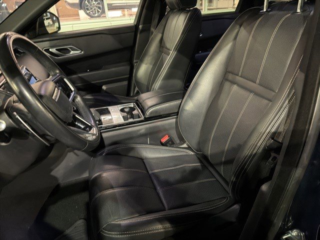 Used 2021 Land Rover Range Rover Velar R-Dynamic S image 13