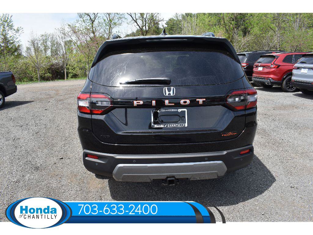 New 2026 Honda Pilot TrailSport image 6