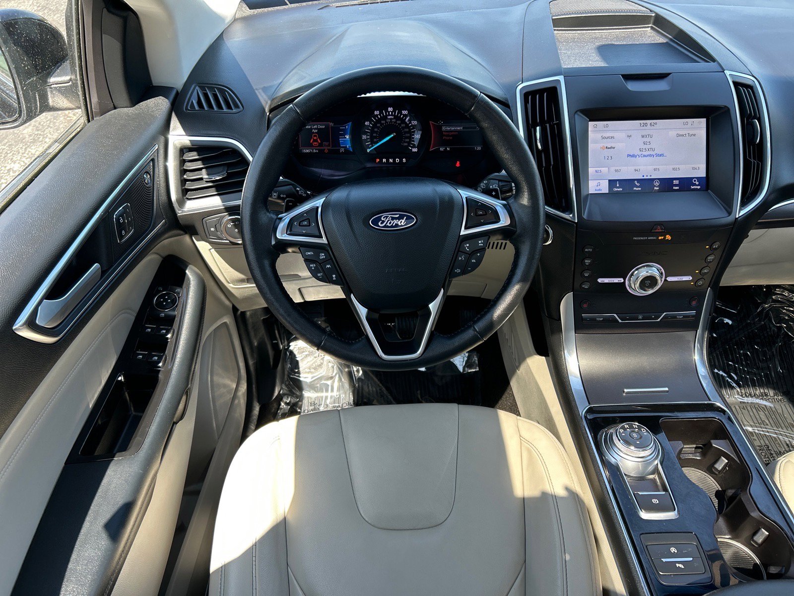 Certified 2020 Ford Edge Titanium w/ Class II Trailer Tow Package AWD/4WD image 10