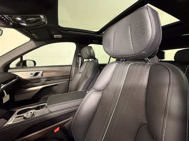 New 2027 Cadillac Vistiq Sport AWD/4WD image 5