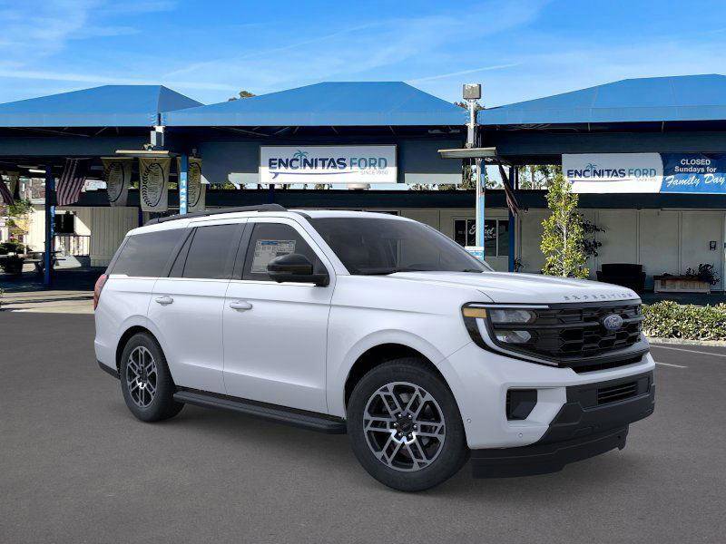 New 2025 Ford Expedition Active image 7