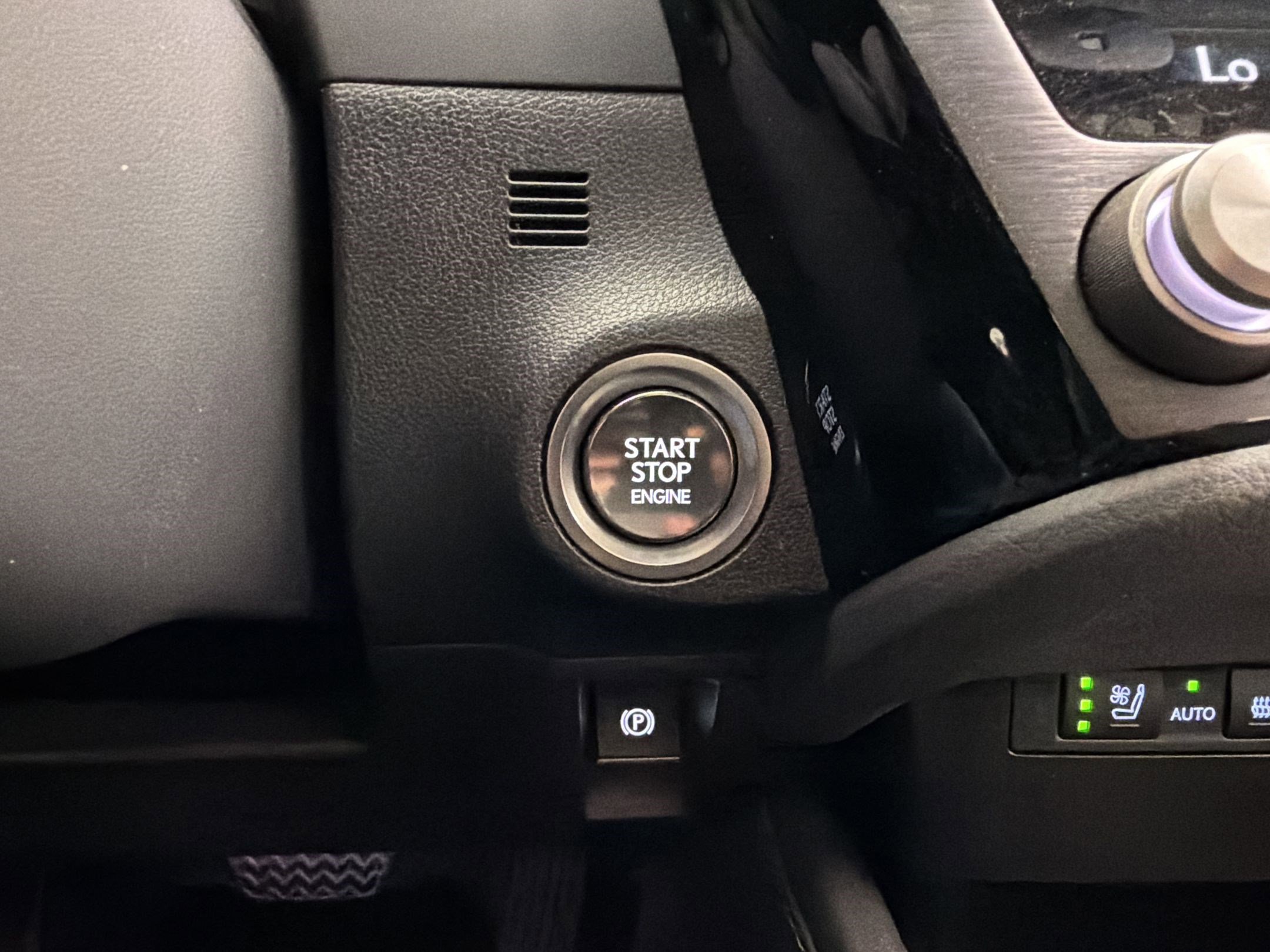 Certified 2024 Lexus ES 350 w/ Premium Package image 28