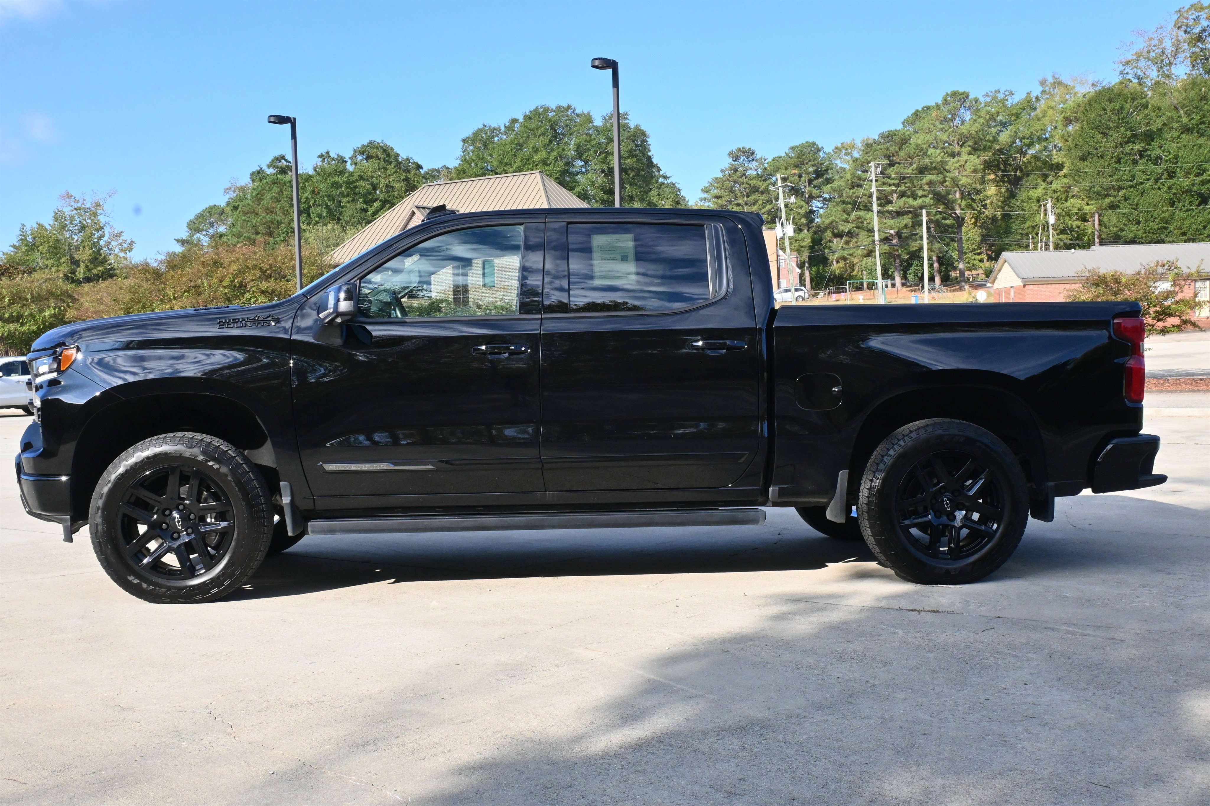 Used 2024 Chevrolet Silverado 1500 High Country w/ Midnight Edition image 6