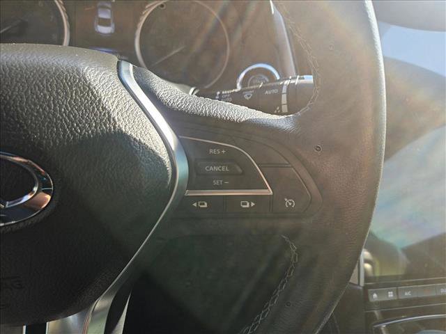 Used 2018 INFINITI Q60 3.0t Luxe w/ Sensory Package 3.0T Luxe image 18