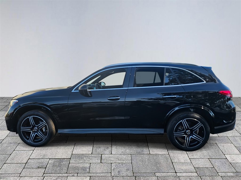 Certified 2025 Mercedes-Benz GLC 350e 4MATIC image 4