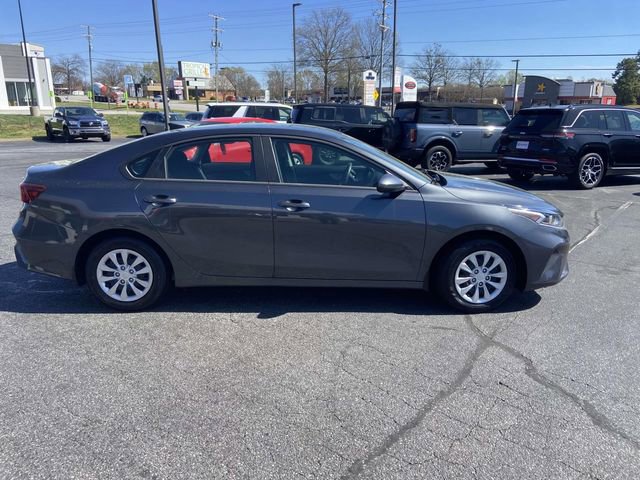 Used 2024 Kia Forte LX image 2