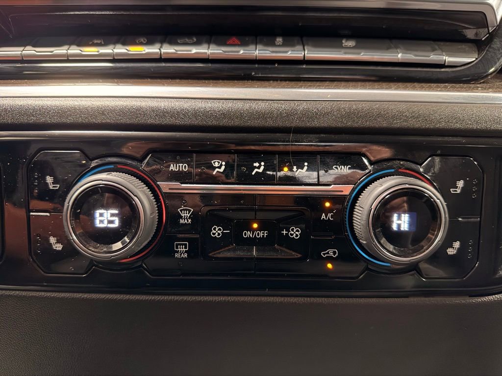 Used 2025 Chevrolet Silverado 1500 LT image 47