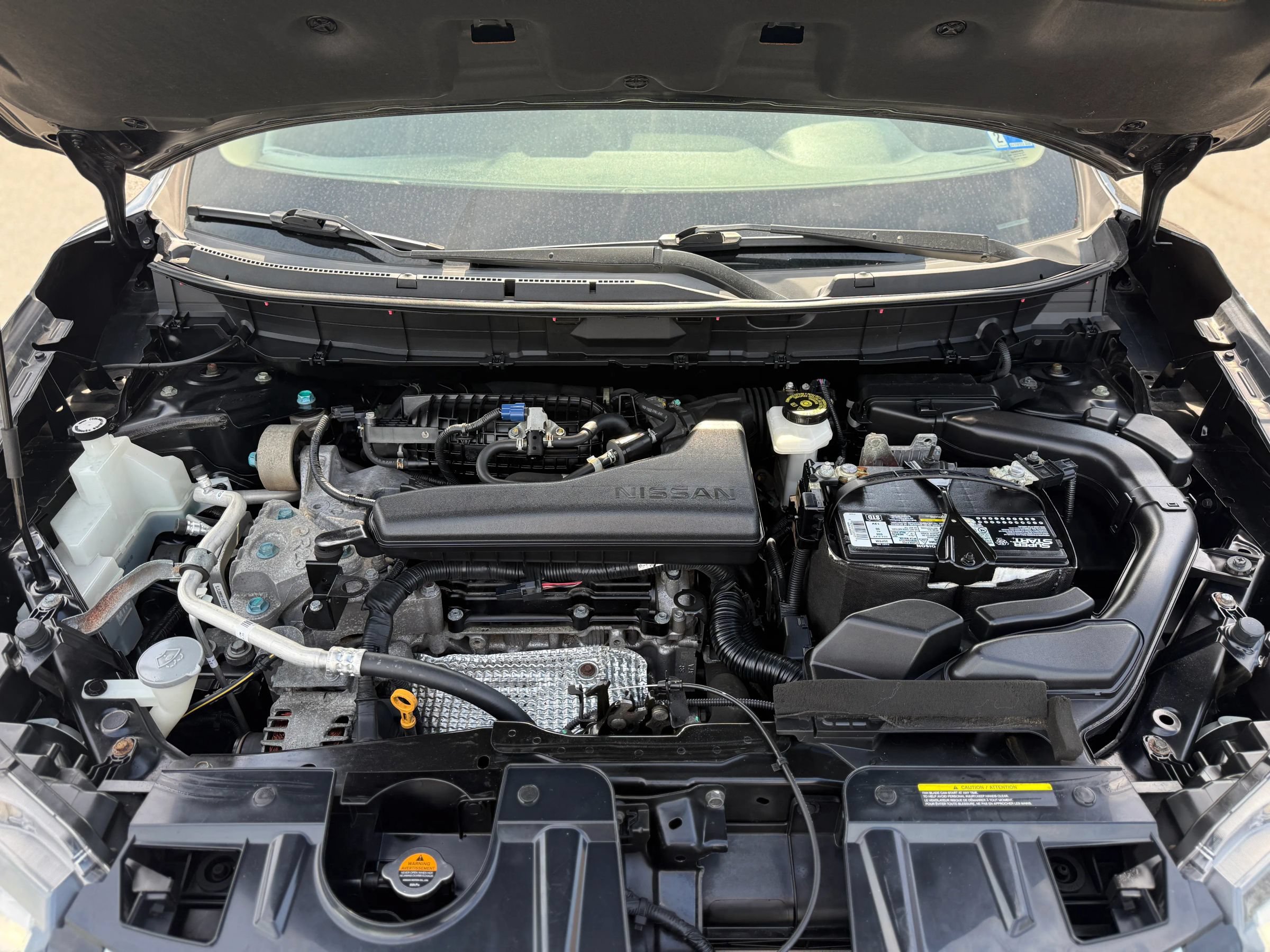 Used 2020 Nissan Rogue SV FWD image 12