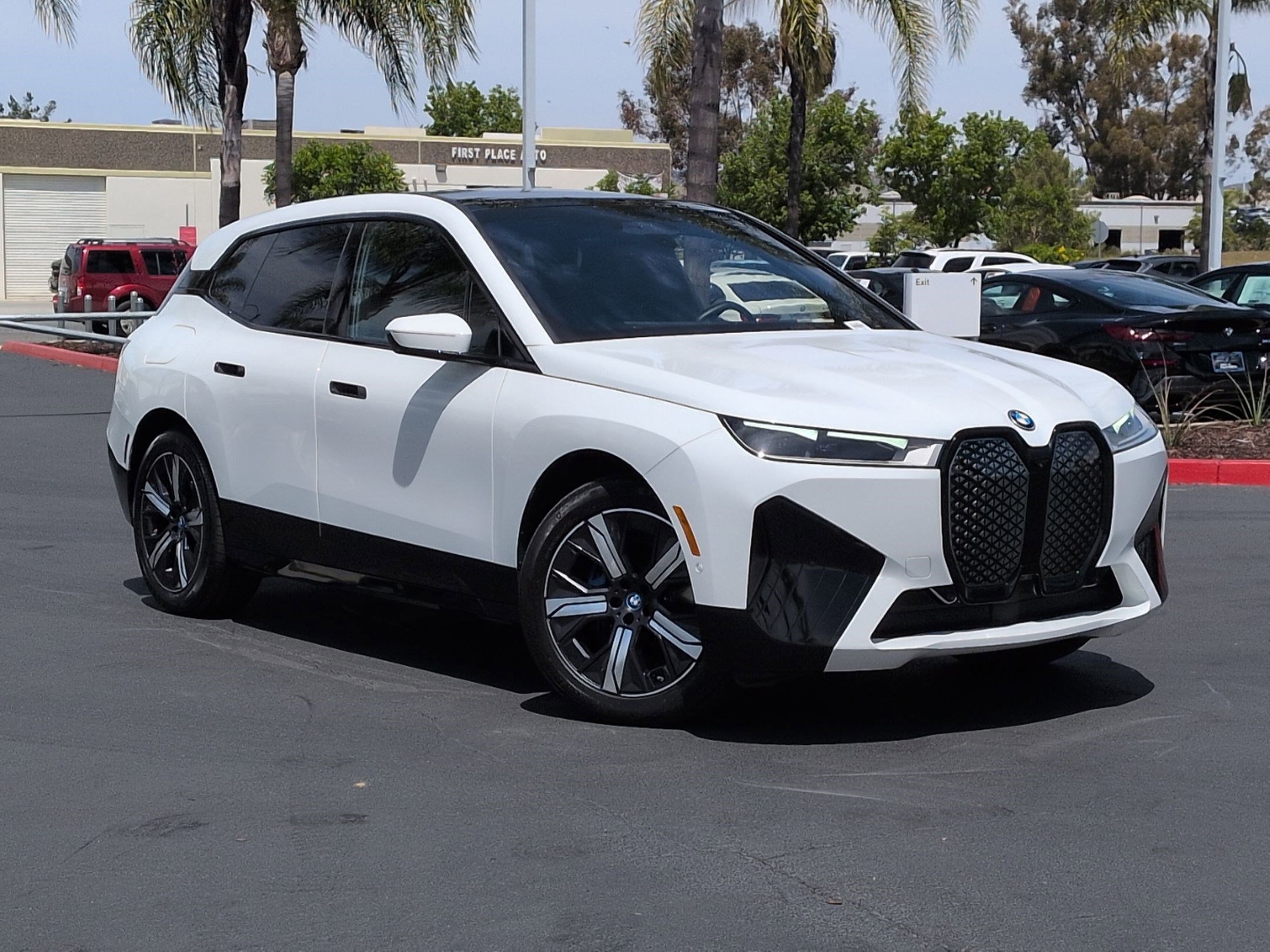 Certified 2024 BMW iX xDrive50 w/ Sport Package AWD/4WD image 2
