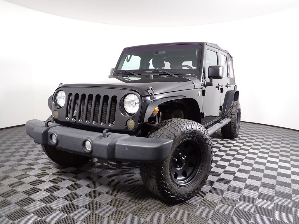 Used 2017 Jeep Wrangler Unlimited Sport w/ Mopar Black Appearance Group AWD/4WD image 2