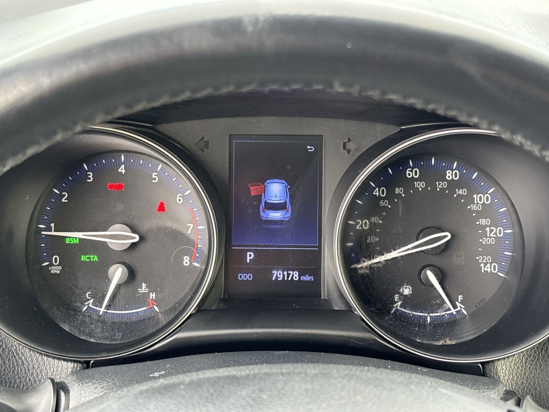 Used 2019 Toyota C-HR XLE FWD image 10