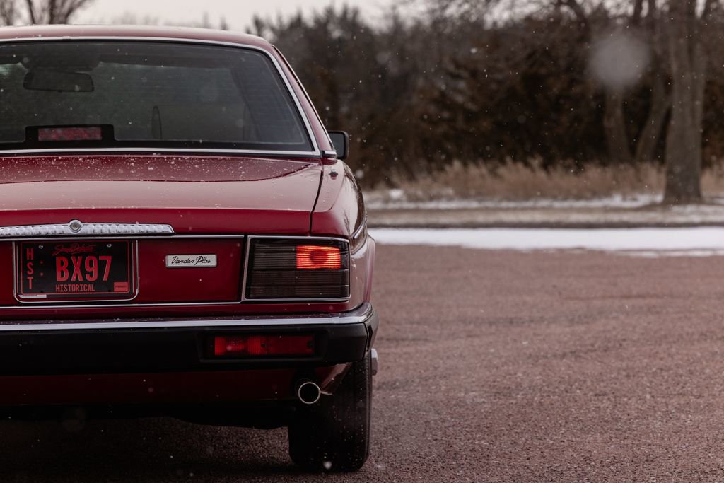 Used 1992 Jaguar XJ Vanden Plas image 27