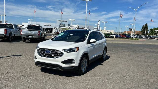 Certified 2023 Ford Edge Titanium w/ Class II Trailer Tow Package image 8
