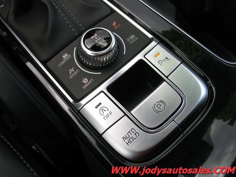 Used 2025 Kia Telluride S AWD/4WD image 28