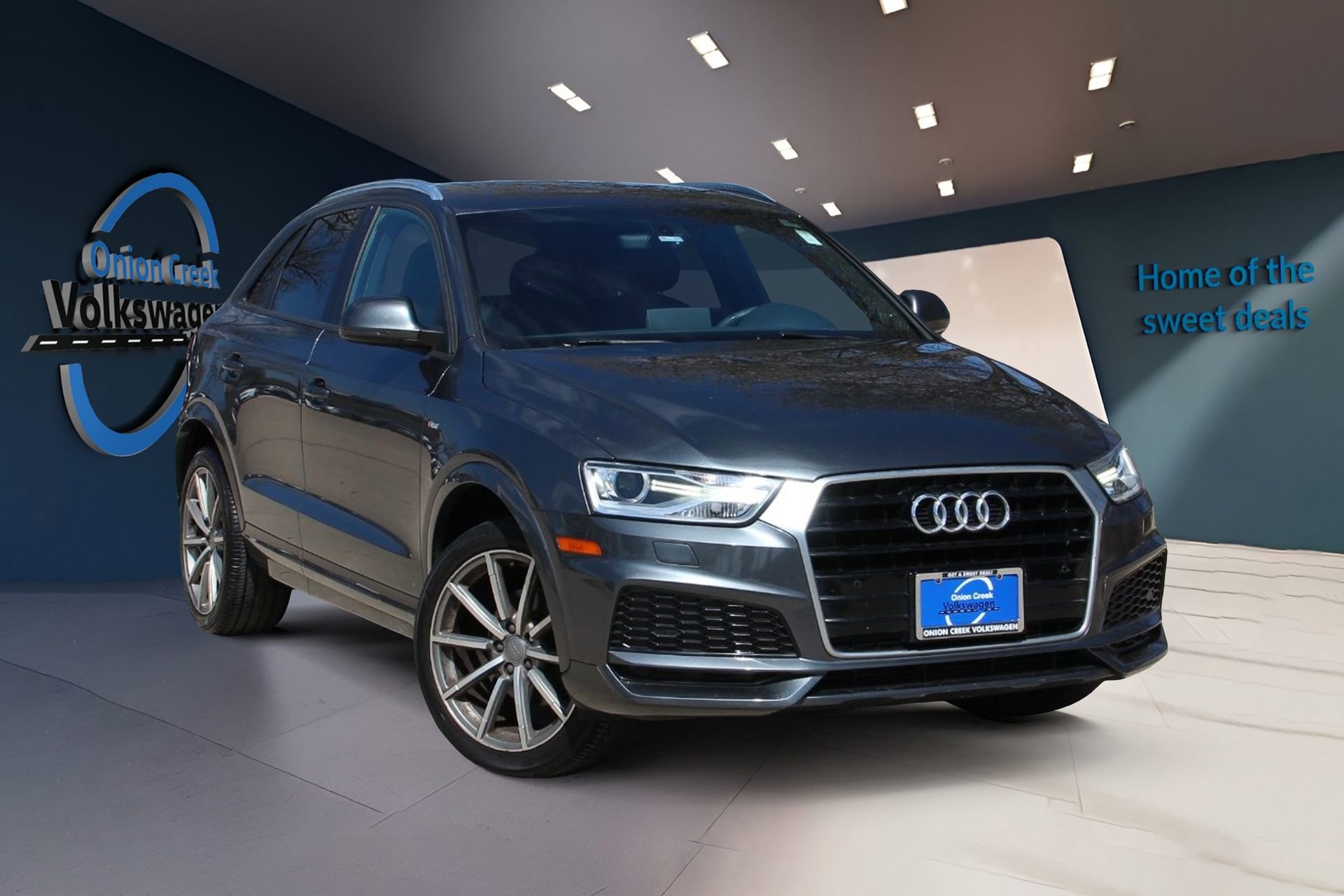 Used 2018 Audi Q3 2.0T Premium image 3