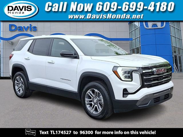Used 2026 GMC Terrain Elevation AWD/4WD image 1