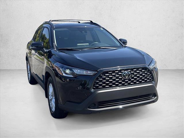 Used 2022 Toyota Corolla Cross LE w/ Moonroof Package FWD image 3