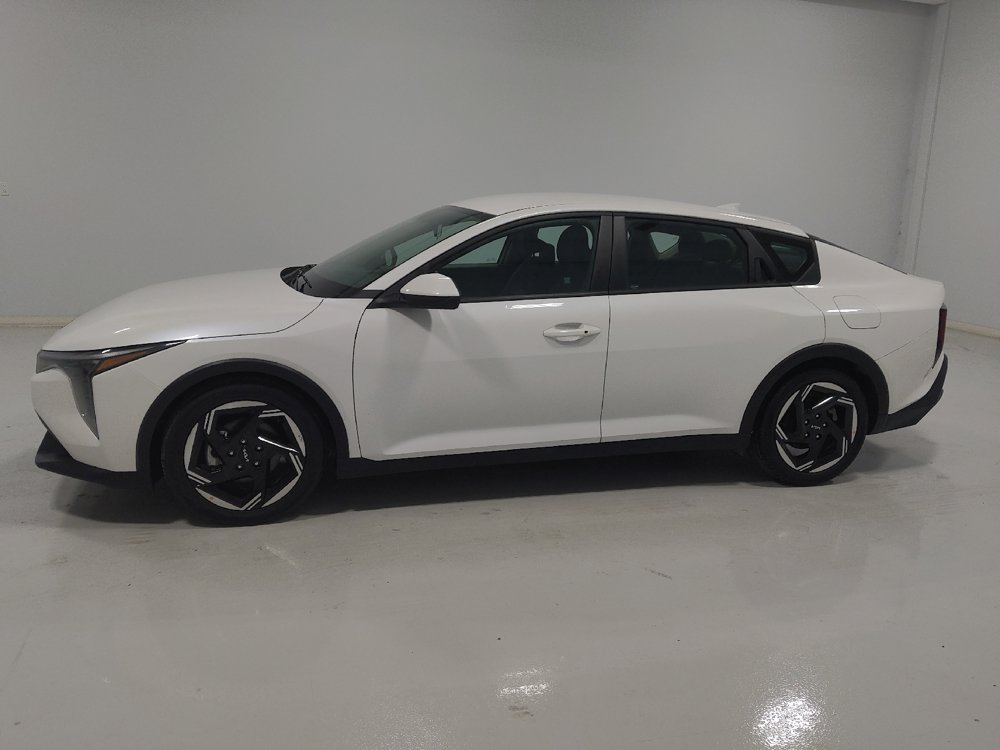 Used 2025 Kia K4 EX FWD image 2