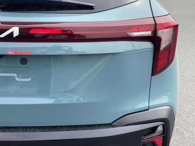 New 2026 Kia Seltos S FWD image 11