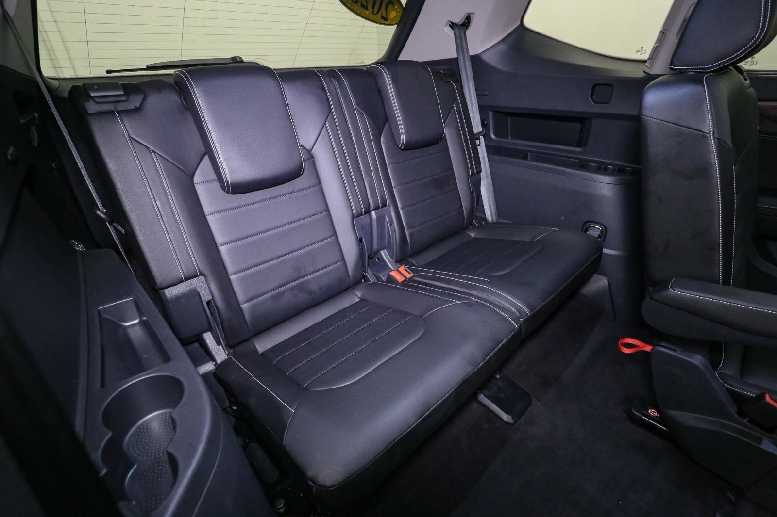 Certified 2025 Volkswagen Atlas SEL image 26