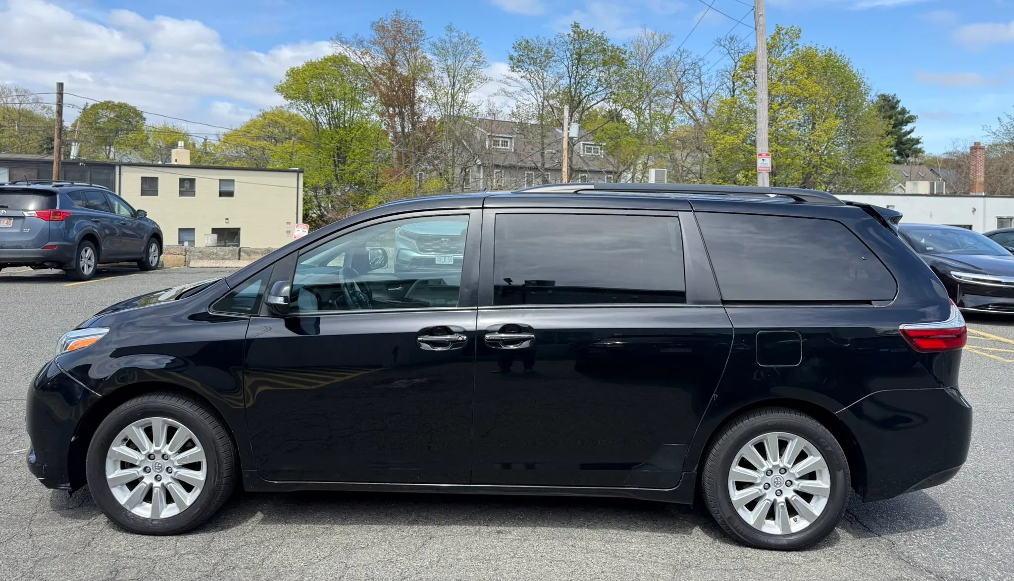 Used 2015 Toyota Sienna Limited AWD/4WD image 8