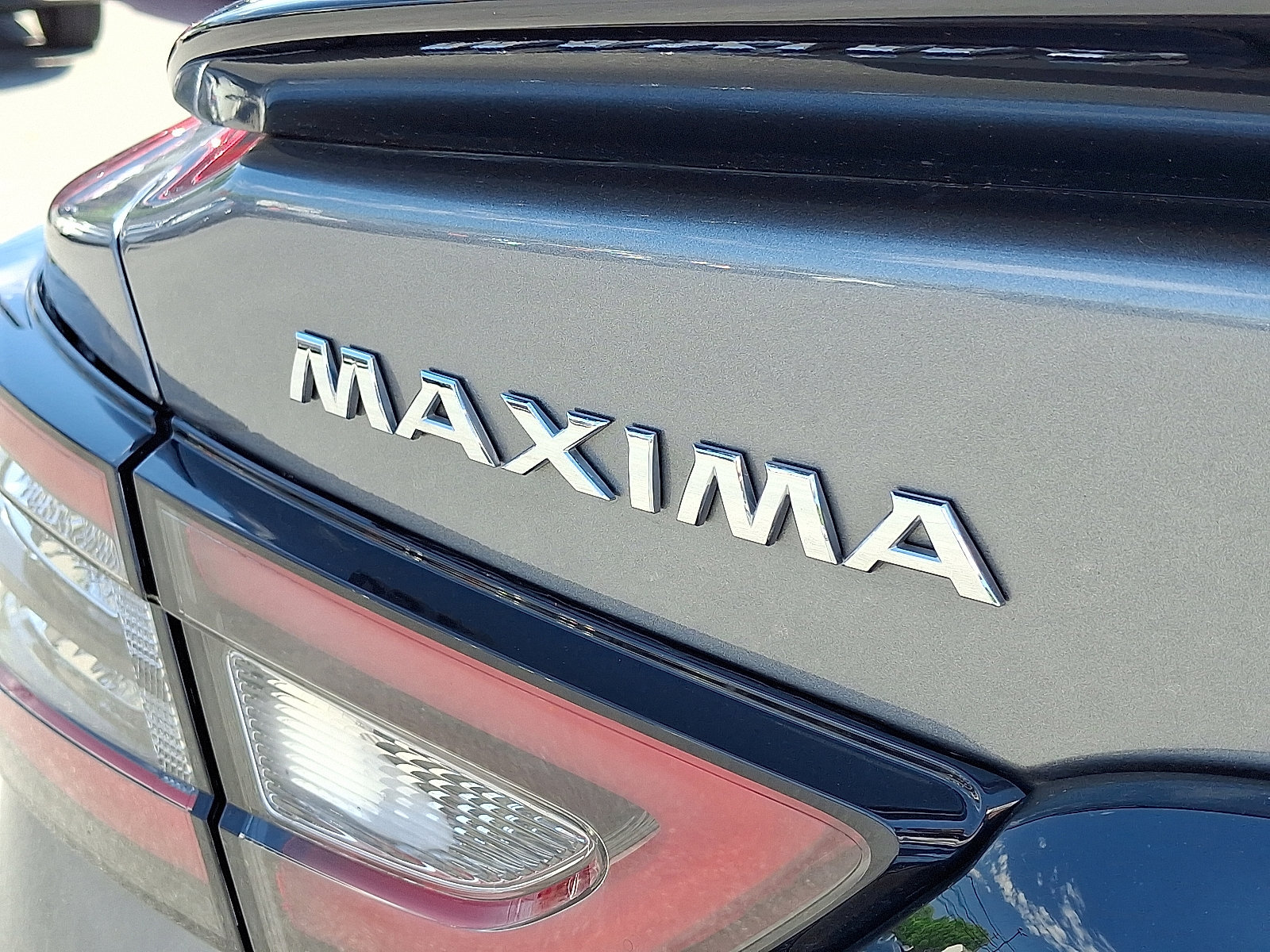 Certified 2023 Nissan Maxima SR w/ Sport Mat Group FWD image 30