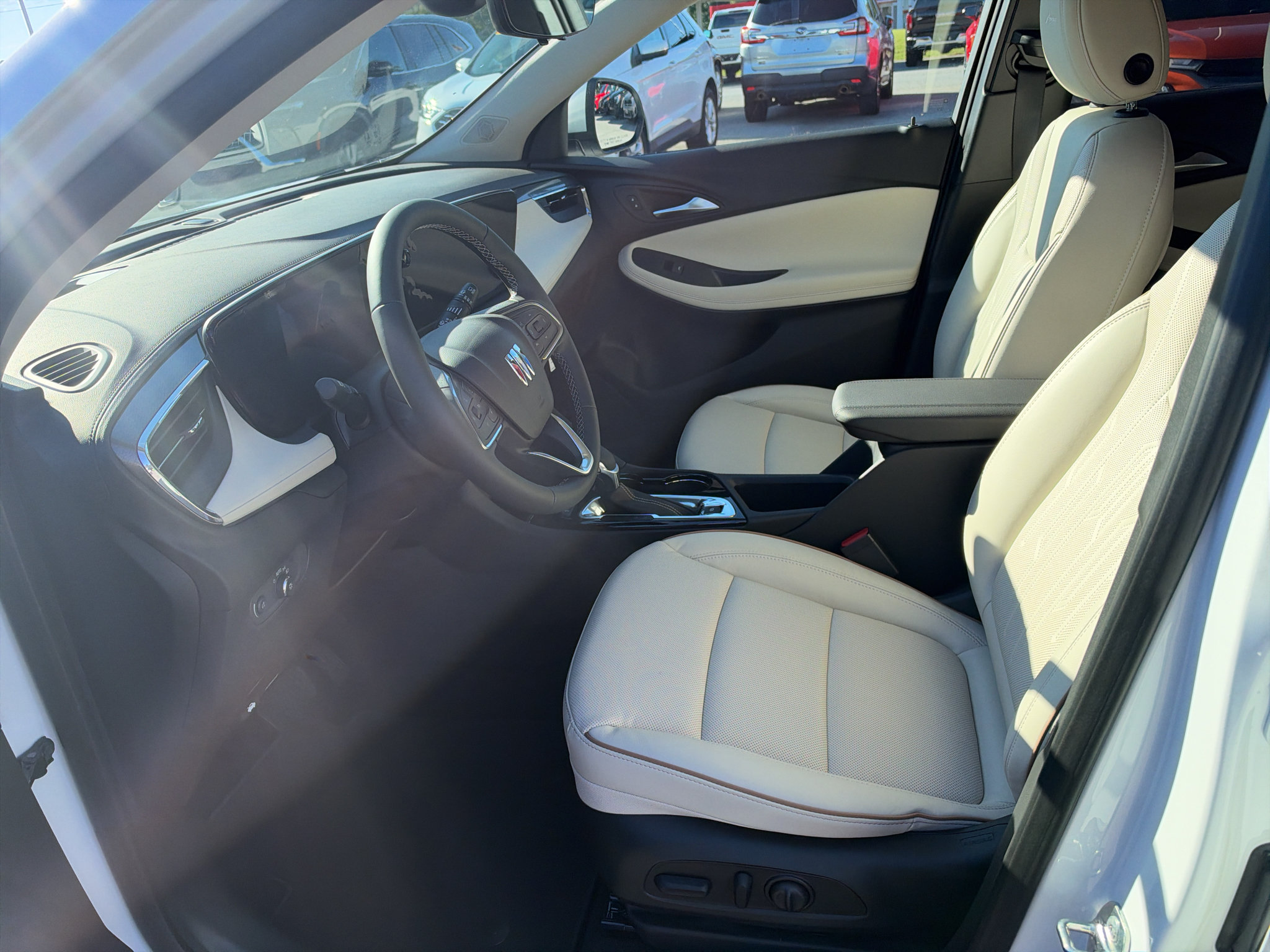 New 2026 Buick Encore GX Avenir w/ Avenir Technology Package FWD image 14