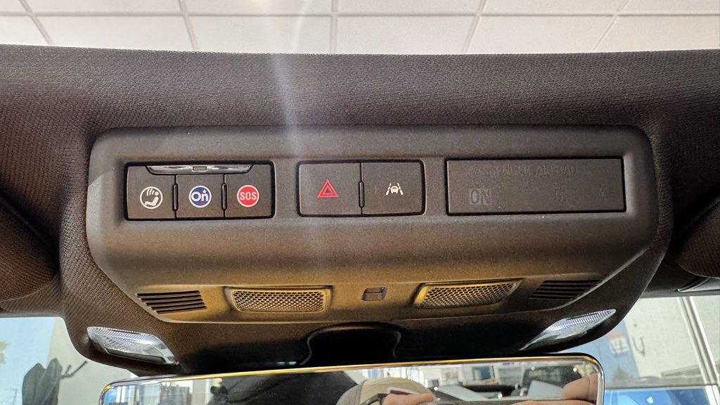 Used 2025 Chevrolet Corvette Z06 image 14