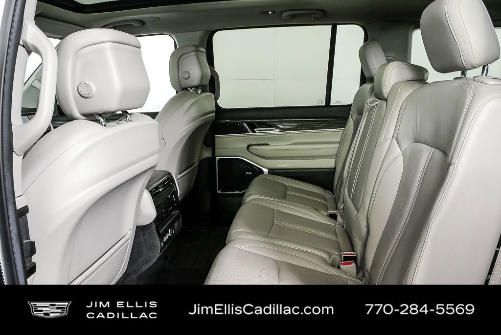 Used 2022 Jeep Wagoneer Series III w/ Premium Group I image 20