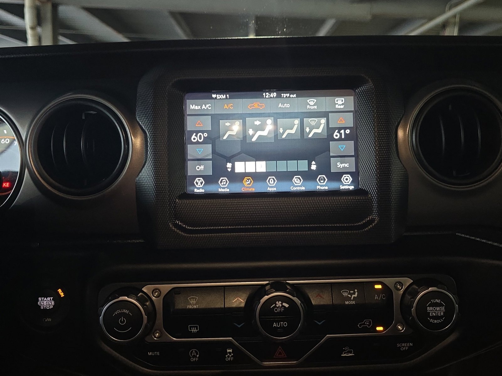 Certified 2023 Jeep Gladiator Willys image 17