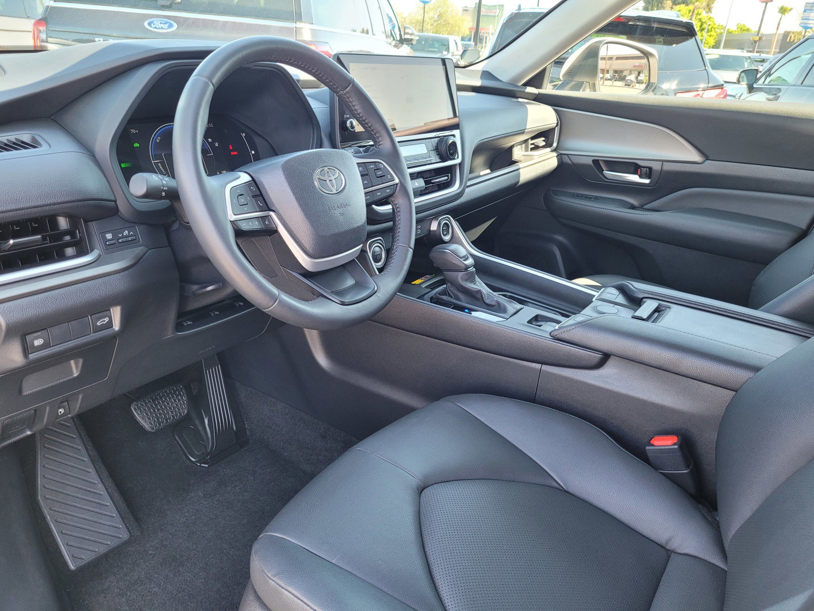 Used 2024 Toyota Grand Highlander XLE image 9