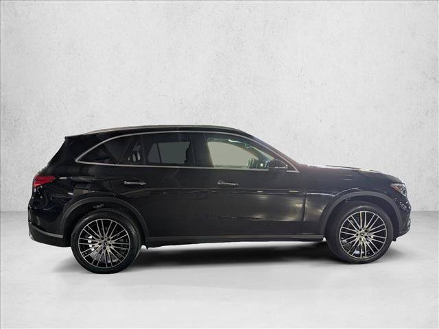 Certified 2025 Mercedes-Benz GLC 300 image 7