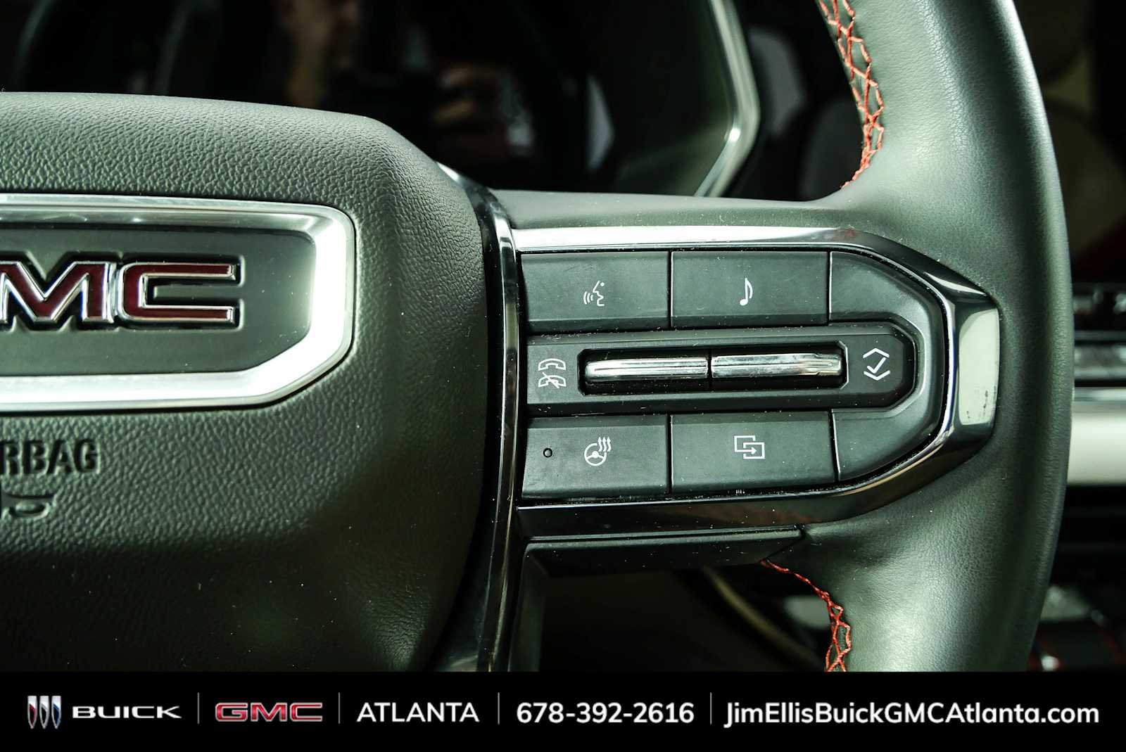 Used 2024 GMC Canyon AT4X AWD/4WD image 12