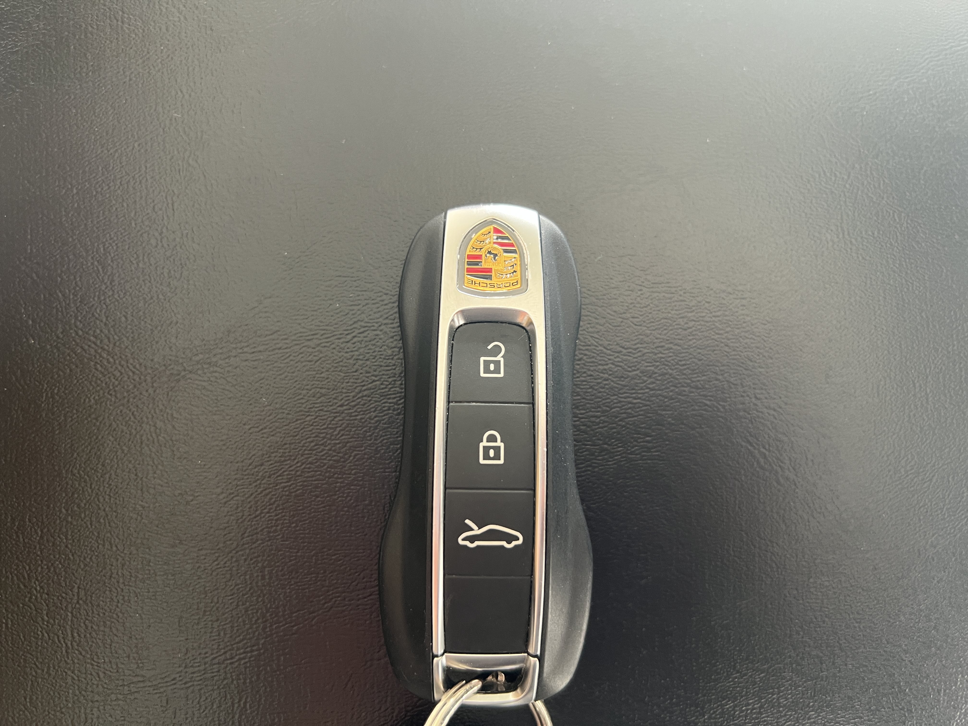 Certified 2024 Porsche 911 50th Anniversary Edition AWD/4WD image 25