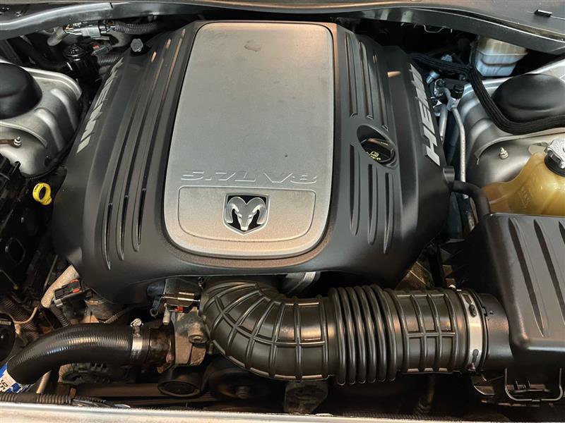 Used 2005 Dodge Magnum R/T w/ Convenience Group II image 21