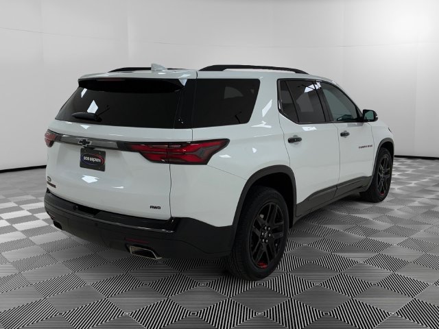 Used 2023 Chevrolet Traverse Premier w/ Redline Edition AWD/4WD image 5
