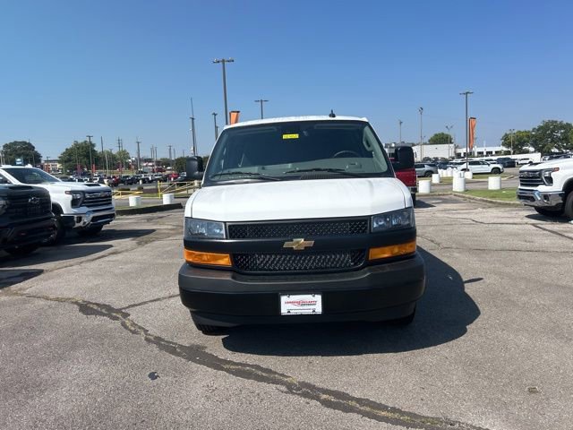 New 2025 Chevrolet Express 2500 RWD image 8