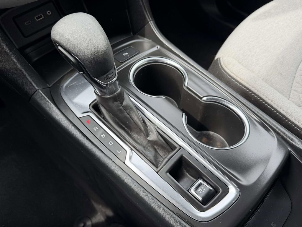 Used 2024 Chevrolet Equinox LT image 6