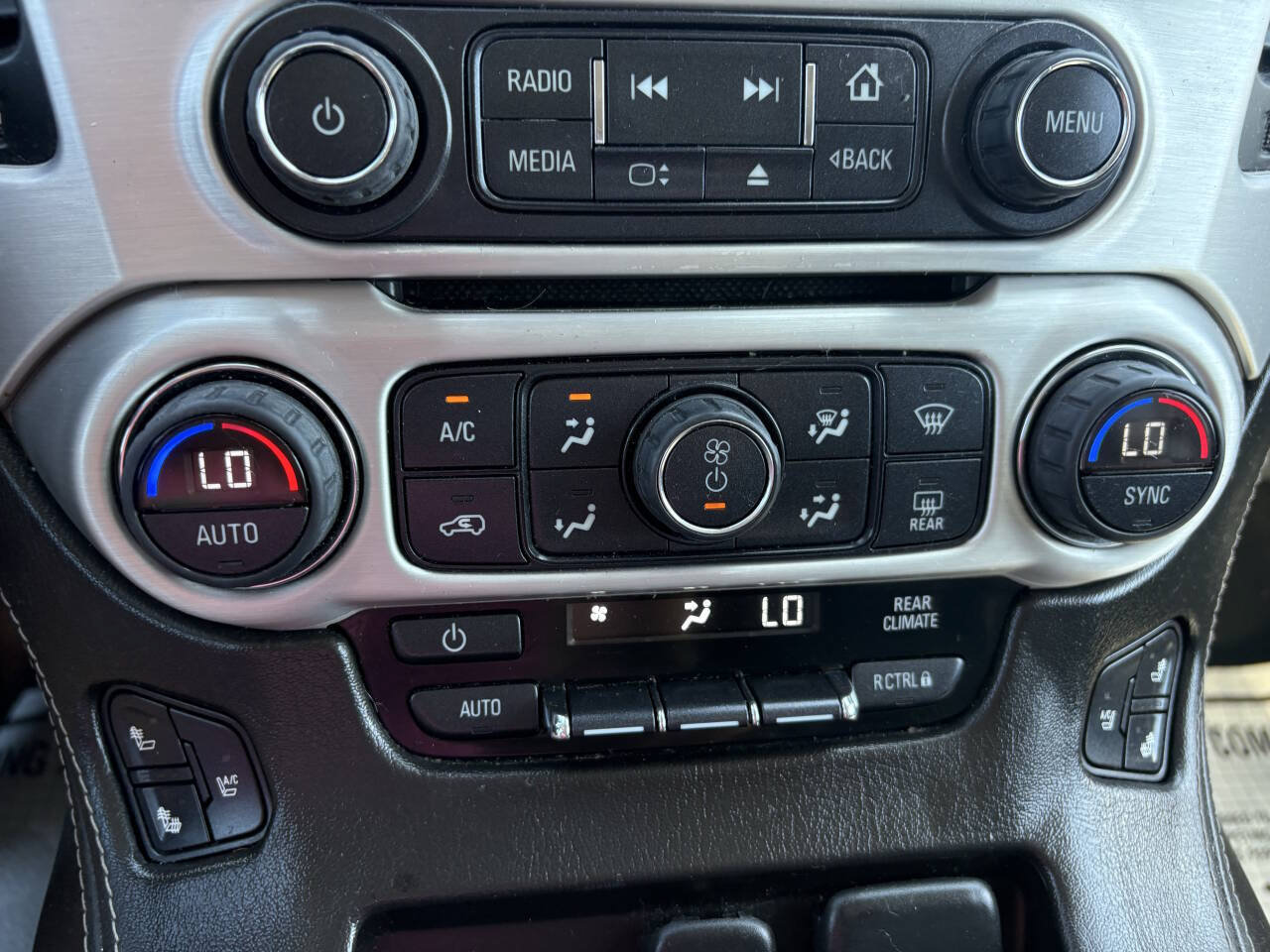 Used 2015 GMC Yukon SLT AWD/4WD image 35