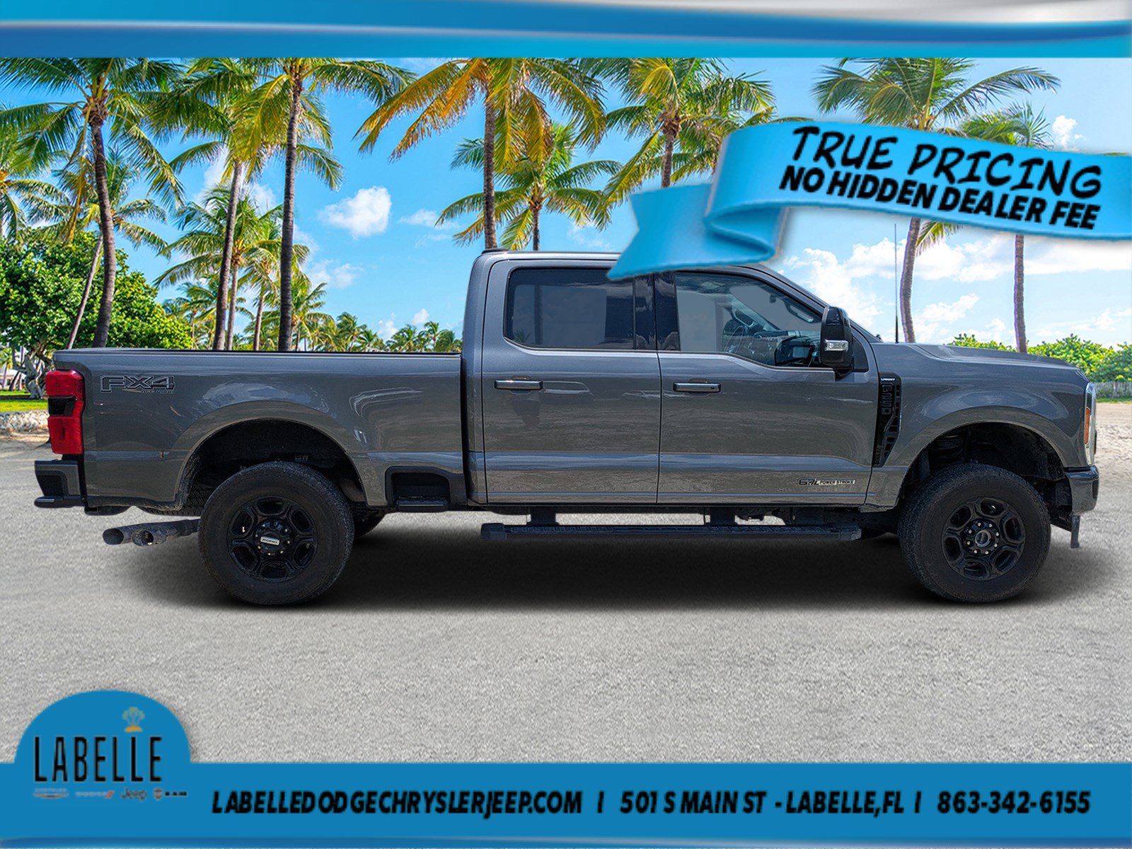 Used 2023 Ford F250 4x4 Crew Cab Super Duty image 3
