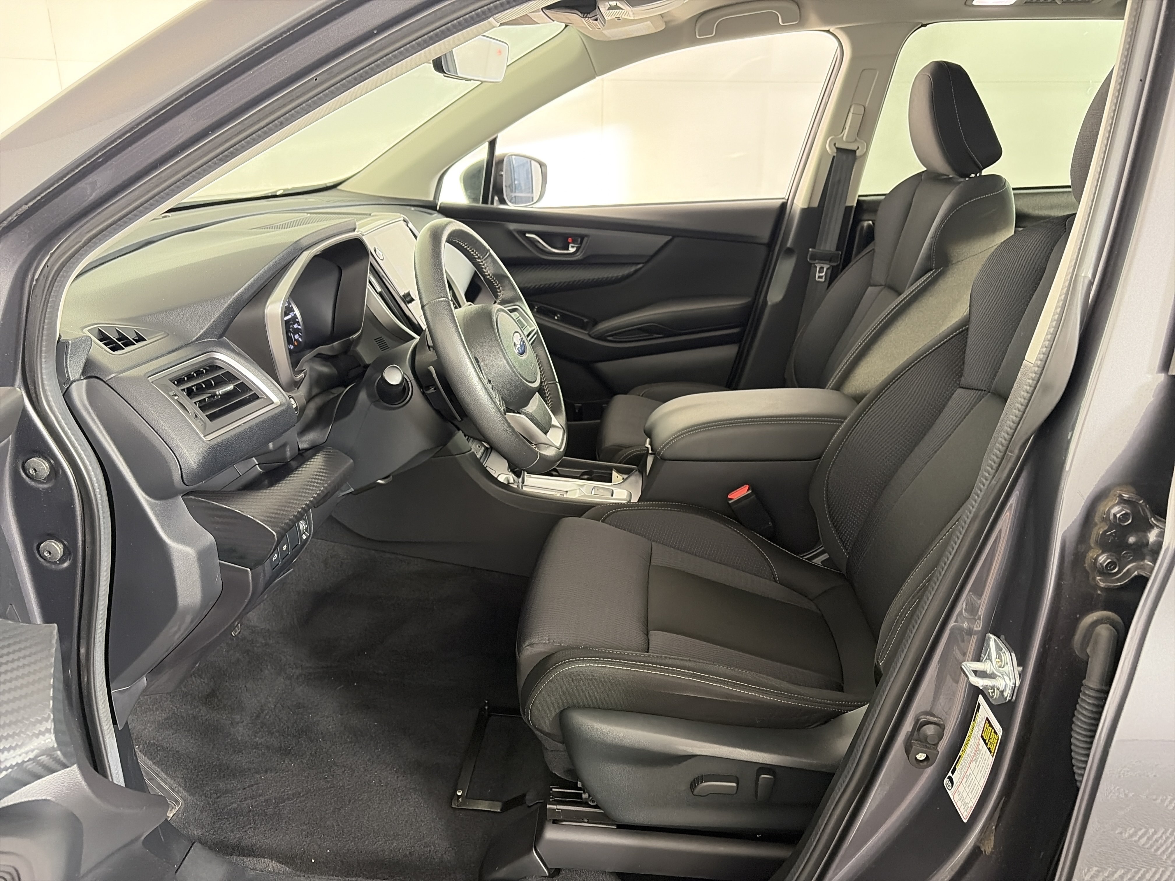 Used 2025 Subaru Ascent Premium AWD/4WD image 6