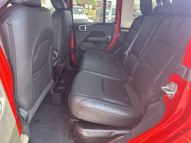 Certified 2025 Jeep Wrangler Unlimited Sahara w/ Safety Group image 18