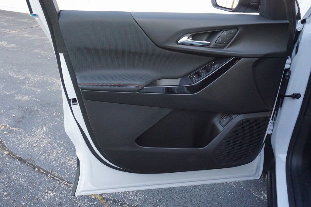 New 2026 Chevrolet Equinox RS w/ Convenience Package III image 24