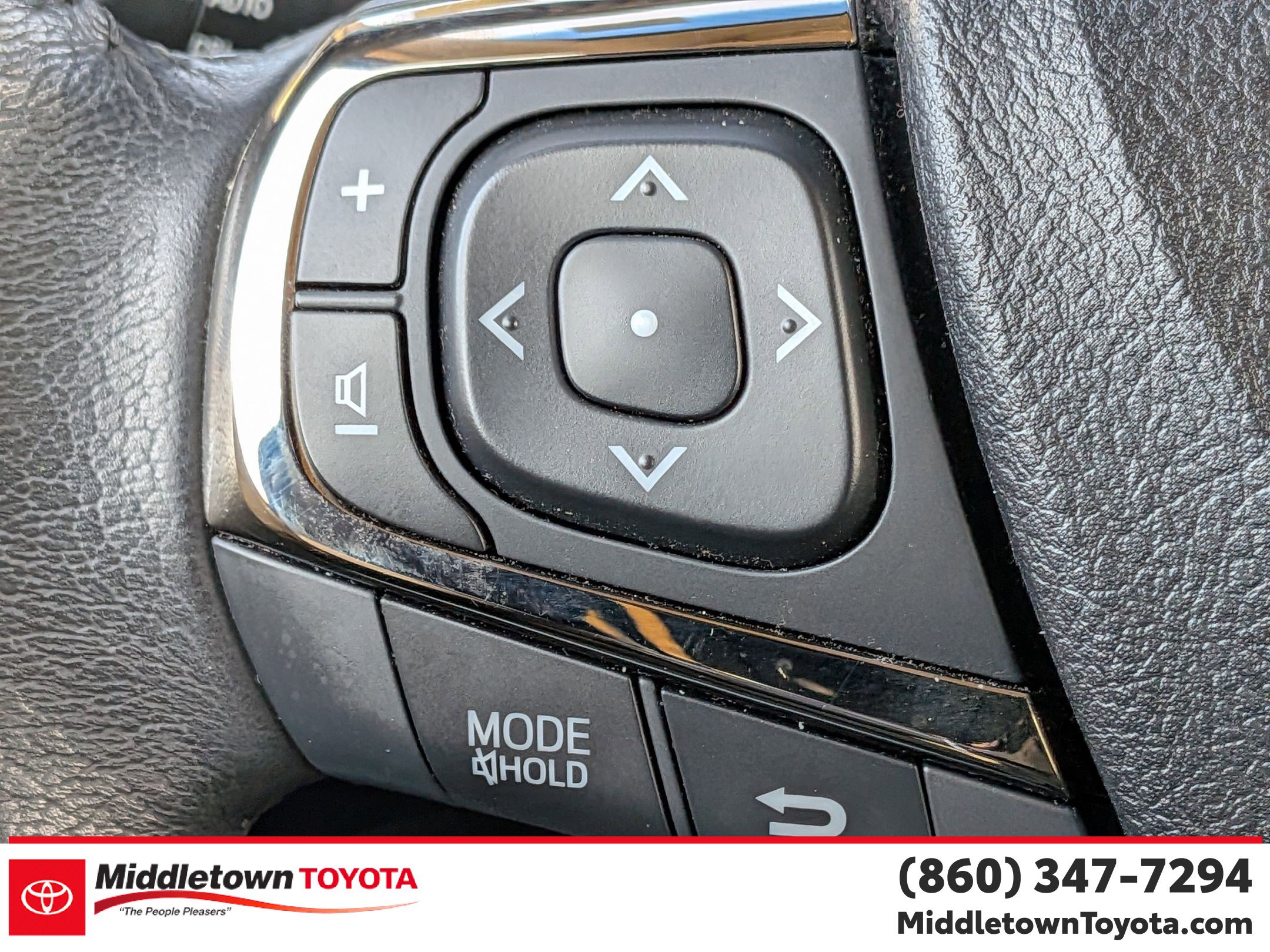 Certified 2017 Toyota Avalon XLE Premium image 19