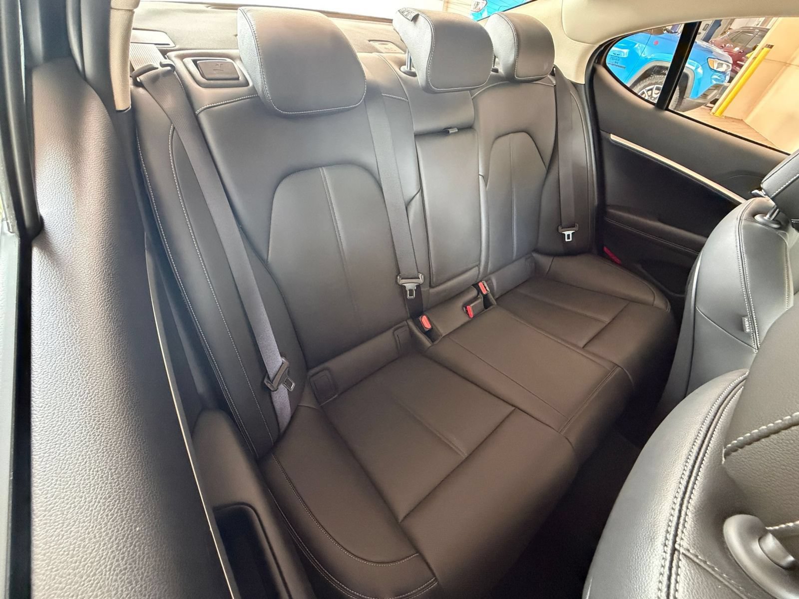 Used 2026 Genesis G70 2.5T RWD image 34